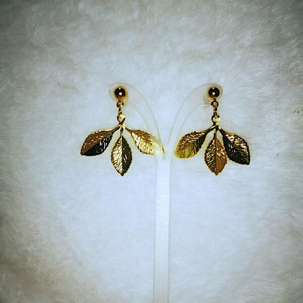 Boucles d'oreilles feuilles 3 brins