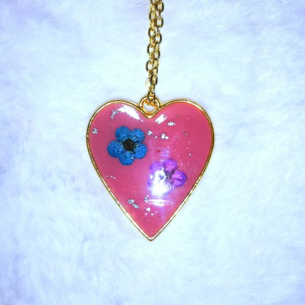 Collier et pendentif coeur