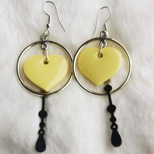 Boucles d'oreilles symétrique