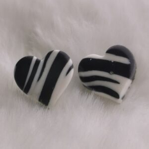 Boucles d'oreilles puces