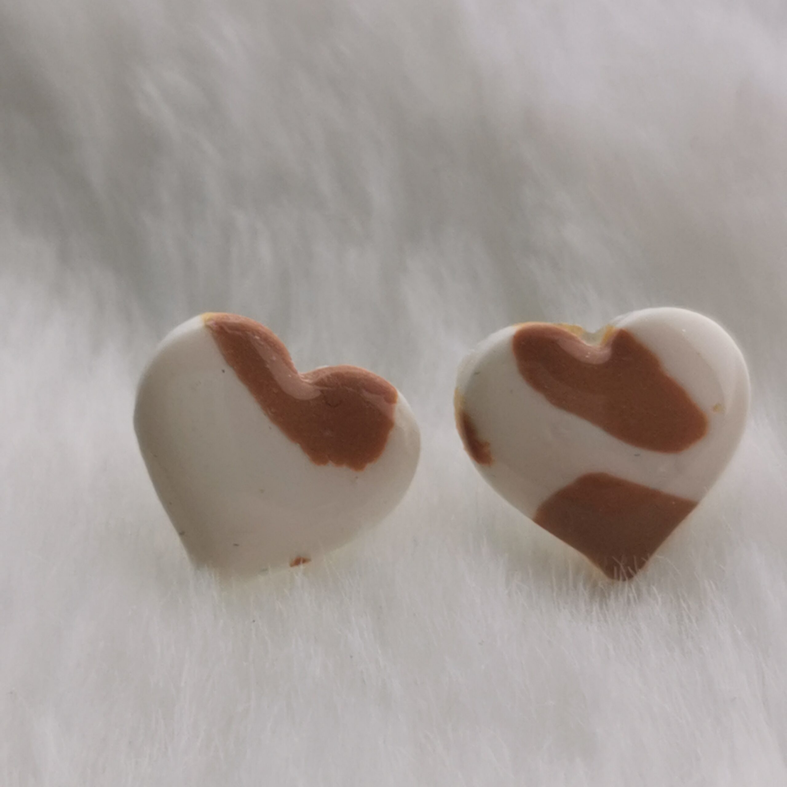 Boucles d'oreilles puces