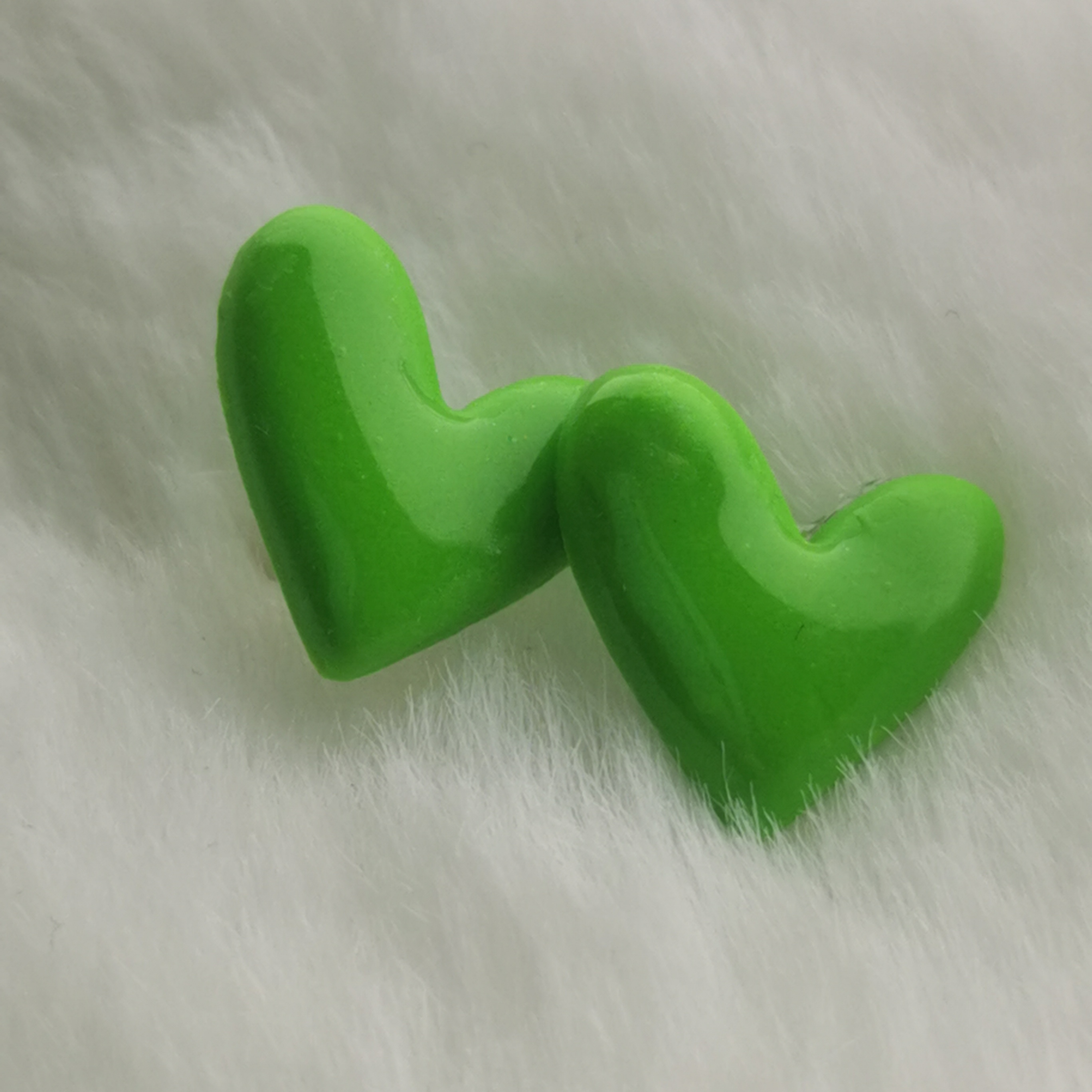 Boucles d'oreilles puces